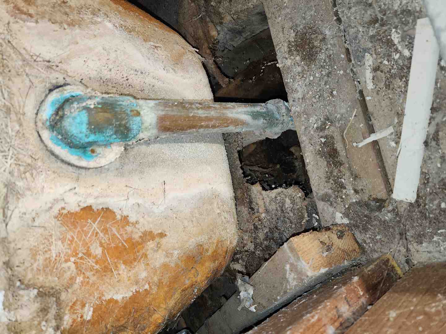 home foundation leak repair